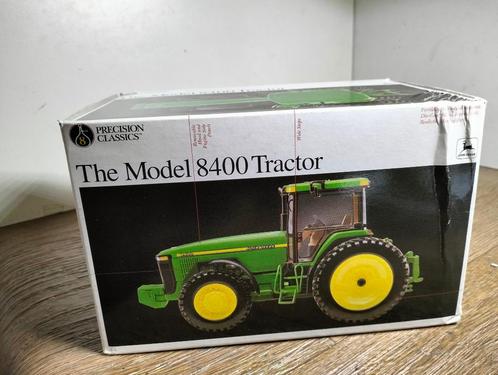 Te koop Precision Collections John Deere 8400 ., Hobby en Vrije tijd, Modelauto's | 1:32, Zo goed als nieuw, Tractor of Landbouw