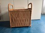 Rieten mand, Huis en Inrichting, Woonaccessoires | Krantenbakken en Lectuurbakken, Ophalen, Gebruikt