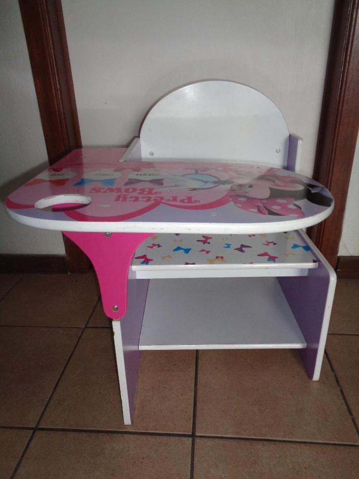 Disney eettafeltje 50 x 55 x 60 cm, Kinderen en Baby's, Kinderkamer | Tafels en Stoelen, Zo goed als nieuw, Tafel(s) en Stoel(en)