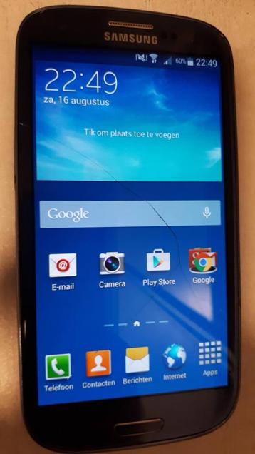 Samsung Galaxy S III Neo met barstje in scherm smartphone beschikbaar voor biedingen