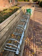 Fietsenrek muur, Ophalen, Zo goed als nieuw