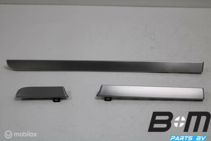 Dashboard inleg VW Touran 1T 1T1858416C, Auto-onderdelen, Dashboard en Schakelaars, Gebruikt