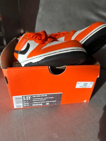 Nike dunk low maat 38 phantom Black safety orange