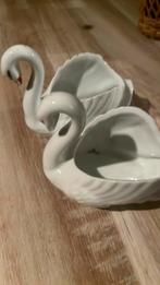 2 zwanen, Ophalen of Verzenden, Zo goed als nieuw