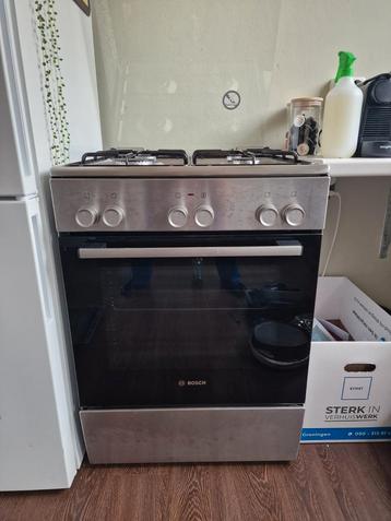 Bosch gasfornuis/oven zo goed als nieuw  beschikbaar voor biedingen