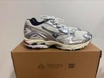 Te koop nieuwe Mizuno Wave Rider 10 maat 37, Postlaan 3, Wit, Nieuw, Ophalen of Verzenden