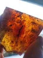 Groot geslepen barnsteen stuk - 89 gram, Ophalen of Verzenden, Fossiel