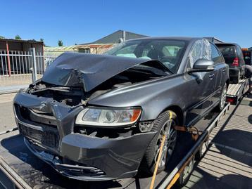 Volvo S40 2.0 D4 2010veel onderdelen voorradig  beschikbaar voor biedingen