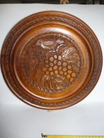 Houtsnijwerk, Ophalen