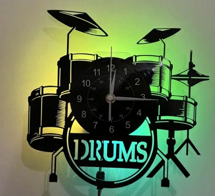 Stijlvolle klok met LED-verlichting thema drumstel., Huis en Inrichting, Woonaccessoires | Klokken, Nieuw, Wandklok, Ophalen of Verzenden