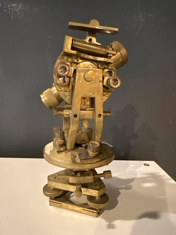 Antieke Theodoliet, 1850-1900, Antiek en Kunst, Antiek | Gereedschap en Instrumenten, Ophalen of Verzenden
