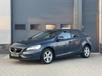 Volvo V40 2.0 T2 Momentum|Navi|LED|Cruise|Stoelverwarming, Voorwielaandrijving, 65 €/maand, Stof, Gebruikt