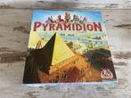 Pyramidion een spel van White goblin games [s879], Hobby en Vrije tijd, Gezelschapsspellen | Bordspellen, Ophalen of Verzenden
