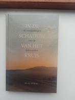 In de schaduw van het kruis - ds. A.C. Uitslag, A.C. Uitslag, Christendom | Protestants, Ophalen of Verzenden, Zo goed als nieuw