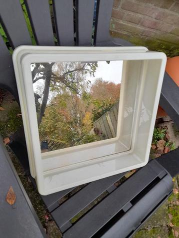 Finnmirror Finland: Vintage spiegel met brede kunststof rand beschikbaar voor biedingen