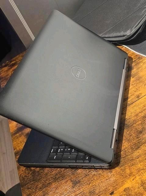 Dell latitude E5540 I3 16 GB DDR 256 GB SSD.15 inch win 11, Computers en Software, Windows Laptops, Zo goed als nieuw, 15 inch