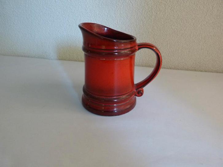 bierpul rood, Huis en Inrichting, Woonaccessoires | Vazen, Zo goed als nieuw, Rood, Minder dan 50 cm, Aardewerk of Porselein, Ophalen of Verzenden