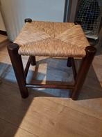 Mooie stevige rieten kruk zgan, Ophalen, Zo goed als nieuw