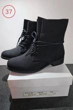 Zwarte enkellaarsjes met vetersluiting – Klassieke stijl, Schoenen met lage hakken, Zwart, Nieuw, Ophalen of Verzenden