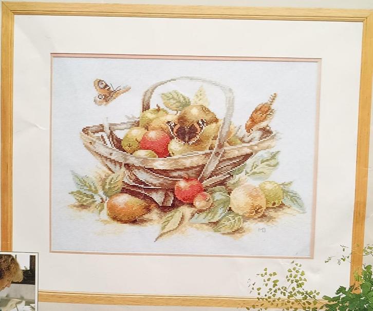 Borduurpakket Lanarte Marjolein Bastin 34261 Apple basket, Hobby en Vrije tijd, Borduren en Borduurmachines, Nieuw, Borduurpakket