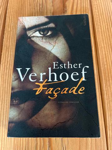 Façade - Esther Verhoef Thriller beschikbaar voor biedingen