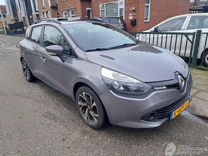 Renault Clio 0.9 tce autentque (bj 2013), Auto diversen, Schadeauto's, Renault, Handgeschakeld, Benzine, Stationwagon, Zilver of Grijs
