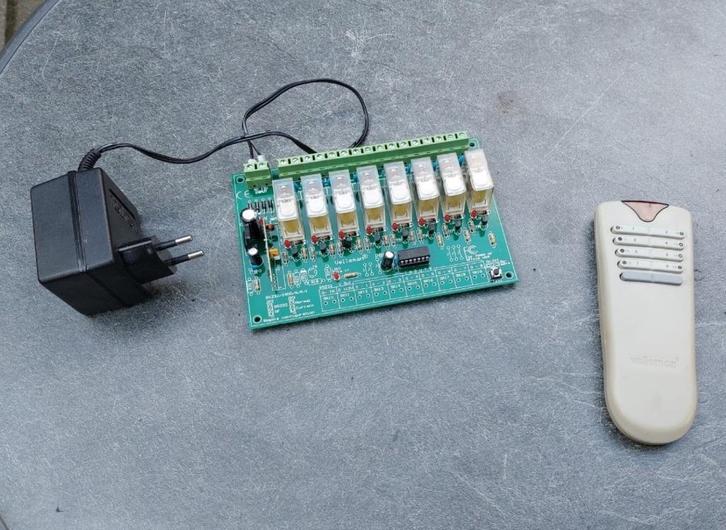 Velleman 8 kanaals afstandsbediening, Hobby en Vrije tijd, Elektronica-componenten, Gebruikt, Ophalen of Verzenden