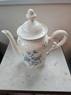 Petrus Regout, Koffiepot crème decor 33, in 1887 gemaakt, Ophalen of Verzenden