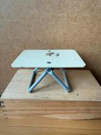 Oude klaptafel - hxbxd 6x11.5x8.5cm - metaal en kunststof, Ophalen of Verzenden, Zo goed als nieuw, Poppenhuis