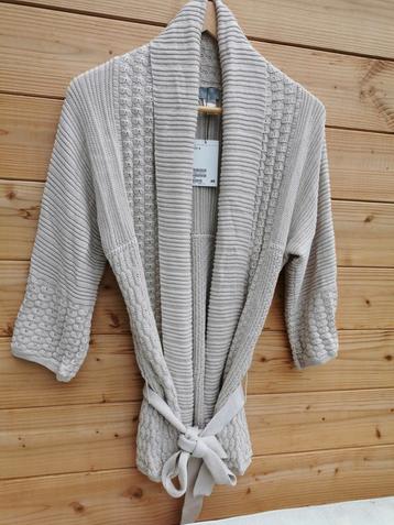 H&M vest met ceintuur mt. S  beschikbaar voor biedingen