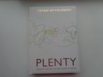 Yotam Ottolenghi - Plenty - Groente genoeg om heel lekker te, Boeken, Kookboeken, Hoofdgerechten, Ophalen of Verzenden, Zo goed als nieuw