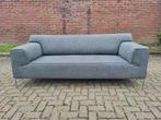 Design on Stock Bloq | 2,5 zits | Grijs, Modern design, Metaal, Design on stock, Info@andriesign.nl