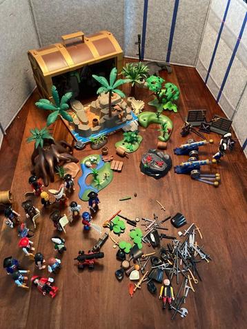 Piraten Playmobilset met koffer beschikbaar voor biedingen