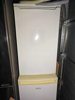 Tafelmodel vriezer, Ophalen, Minder dan 85 cm, Met vriesvak, Minder dan 75 liter