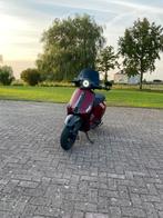 Vespa sprint full option, Ophalen, Overige modellen, Maximaal 45 km/u, Zo goed als nieuw