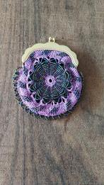 Antieke portemonnee, goudkleurige beugel en paarse kralen, Antiek en Kunst, Ophalen of Verzenden, Dames, Alpinestars