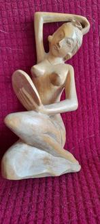 vrouw met spiegel art deco Bali 16.5 cm, Antiek en Kunst, Kunst | Beelden en Houtsnijwerken, Verzenden