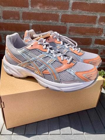 NEW Asics gel 1130 44 running fitness nyc ds beschikbaar voor biedingen
