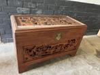 Chinese houtsnijwerk kist chinees kamfer uniek kamferkist, 100 tot 150 cm, Gebruikt, Ophalen of Verzenden, Glas