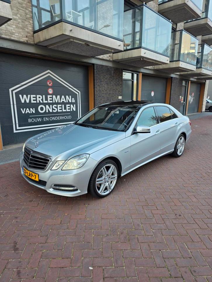 Mercedes-Benz E-Klasse 3.0 CDI E350 Sedan AUT 2010 Grijs, Auto's, Mercedes-Benz, Particulier, E-Klasse, ABS, Adaptieve lichten