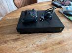 Xbox one x, Spelcomputers en Games, Spelcomputers | Xbox One, Ophalen, Zo goed als nieuw, 1 TB, Met 1 controller