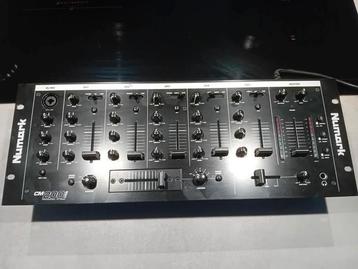 Numark CM200 USB Mengpaneel beschikbaar voor biedingen