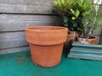 Italiaanse Terracotta bloempot zware kwaliteit! Miekje's, Tuin en Terras, Bloempotten, ., Rond, Ophalen of Verzenden, Zo goed als nieuw