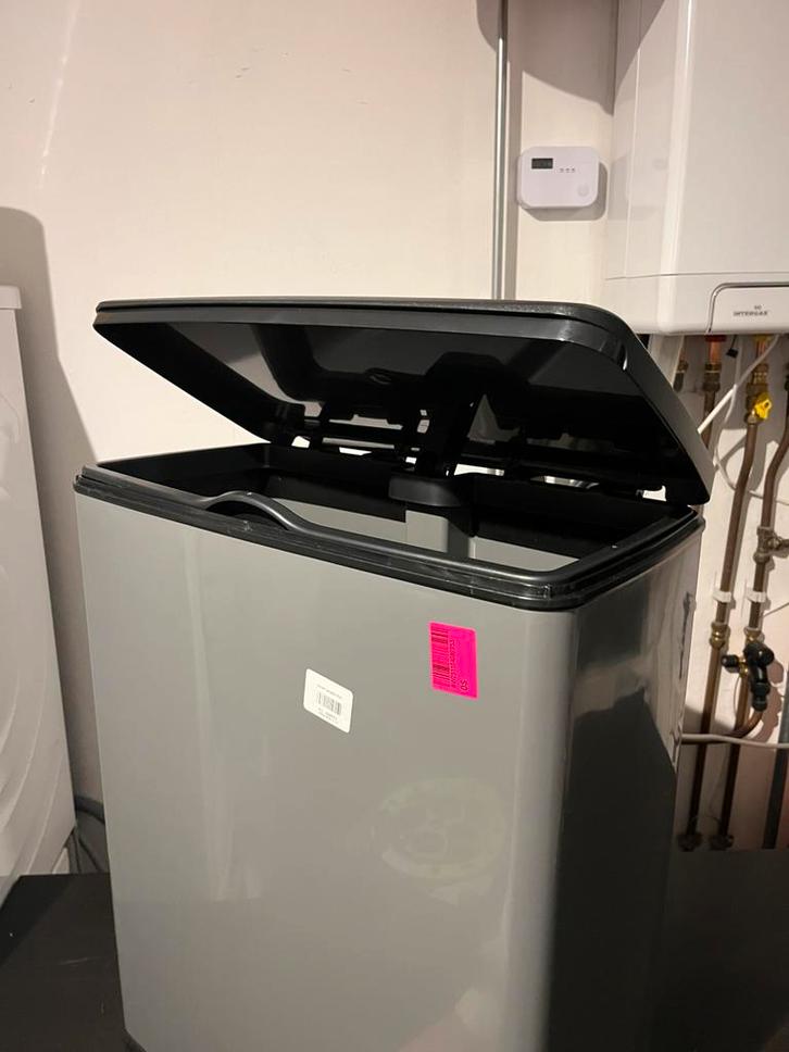 Curver Deco Bin 85L – Pedaalemmer – Soft Close – Antraciet, Huis en Inrichting, Woonaccessoires | Prullenbakken, Zo goed als nieuw