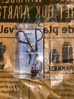 Nieuwe Essence Wimperkruller, Sieraden, Tassen en Uiterlijk, Uiterlijk | Cosmetica en Make-up, Ophalen of Verzenden, Nieuw, Ogen