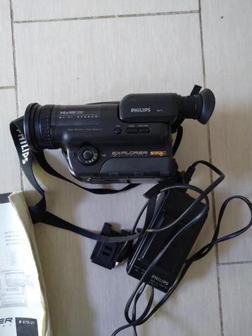 Filmcamera met tas Bieden! beschikbaar voor biedingen