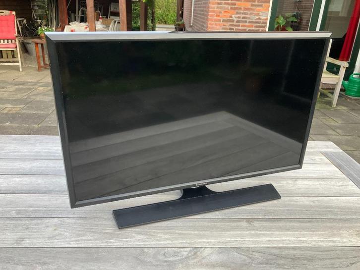 Samsung monitor / tv, Computers en Software, Monitoren, Zo goed als nieuw, 60 Hz of minder, HDMI, LED, Full HD, Ophalen