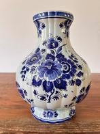 Vaas / bolvormige vaas - Delfts Blauw aardewerk, Antiek en Kunst, Antiek | Vazen, Ophalen of Verzenden