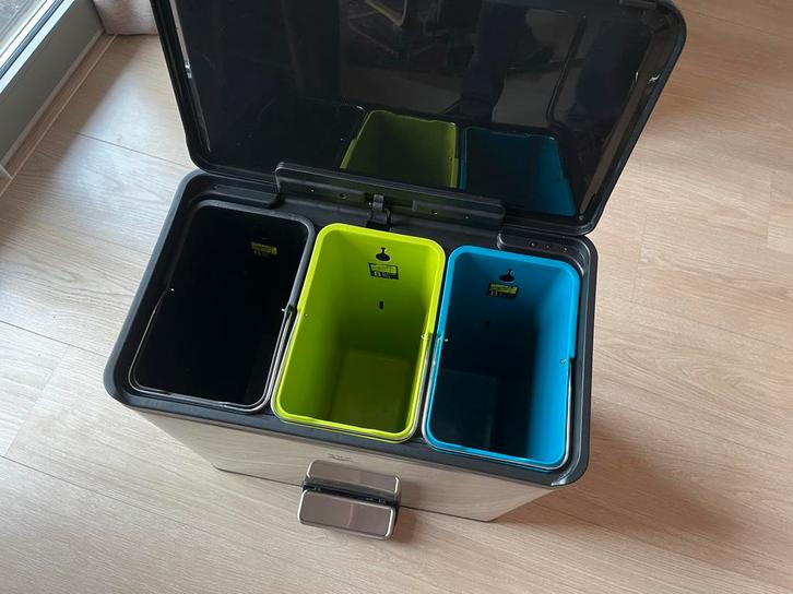 Eko Prullenbak 3x 9L - Zo goed als nieuw!, Huis en Inrichting, Woonaccessoires | Prullenbakken, Zo goed als nieuw, Rvs, Minder dan 50 cm