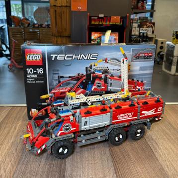 Lego 42068 Airport Rescue Vehicle Nette staat beschikbaar voor biedingen